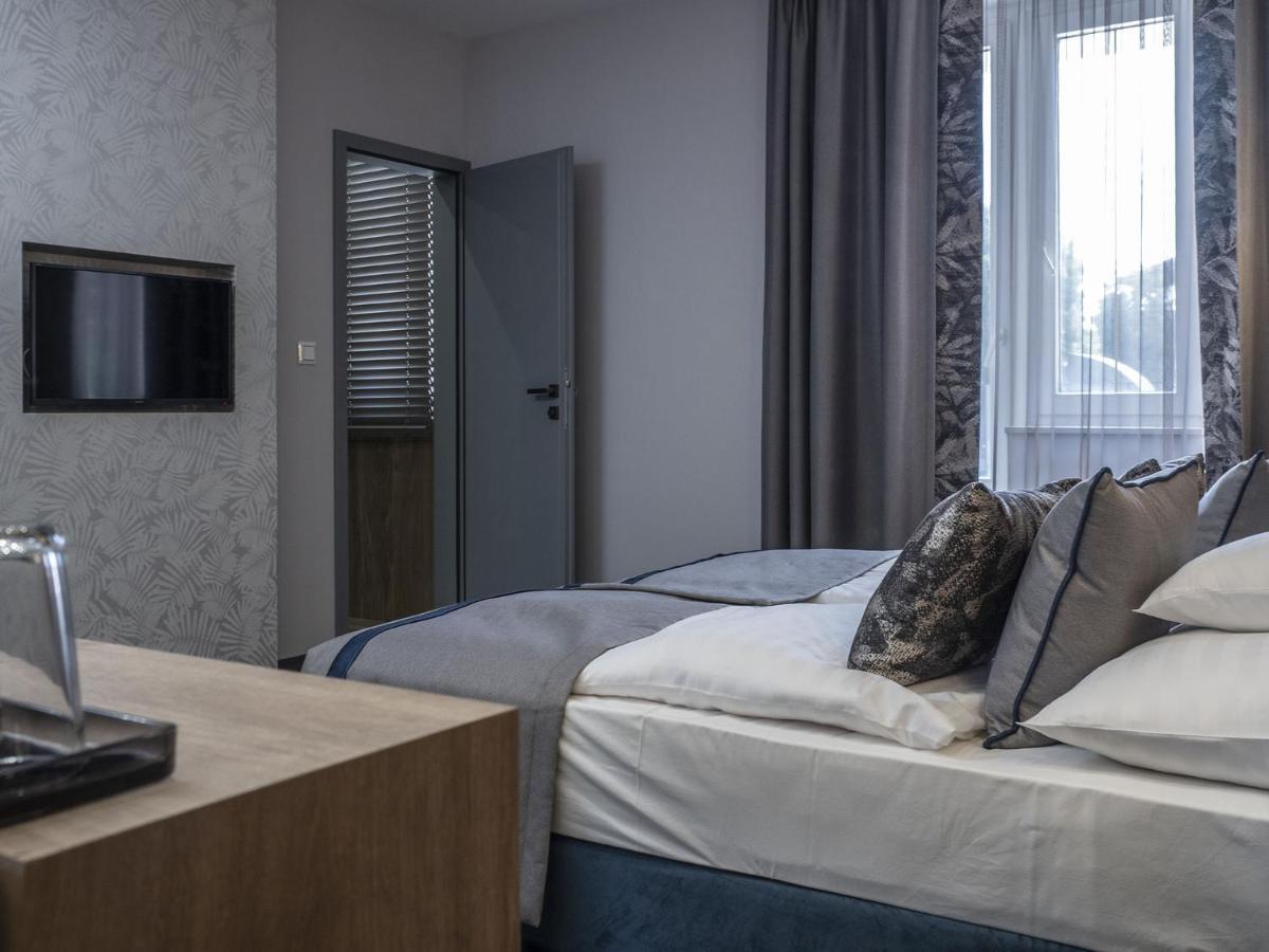 Hotel Bestseller ケチケメート エクステリア 写真
